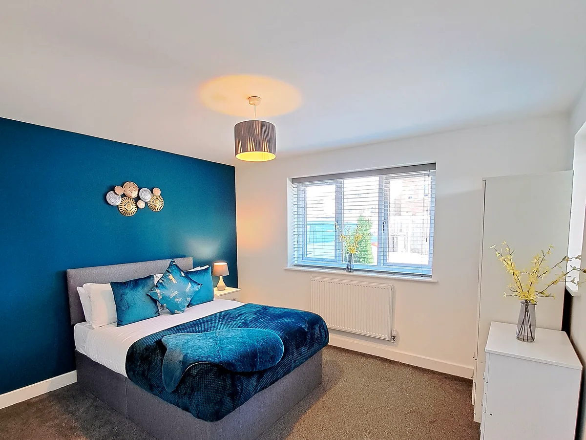 Finished shared-house bedroom operated by Dream Work Property